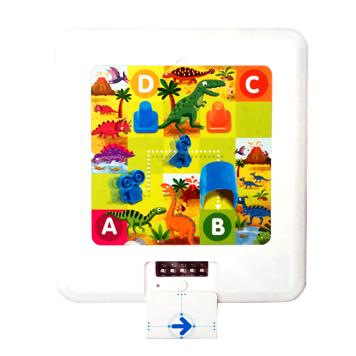 Ребенок програмирует фигурку в соответствии с тематическими карточками и заданиями. Фигурка при помощи магнита в платформе автоматически перемещается по полю, выполняя действия игрока